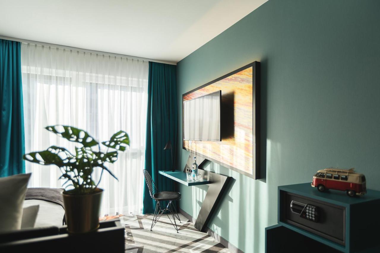 Holiday Inn - The Niu, Flash Berlin Charlottenburg By Ihg ภายนอก รูปภาพ